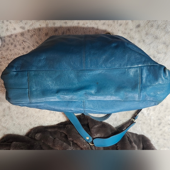 EUC Coach leather bag - Picture 7 of 7